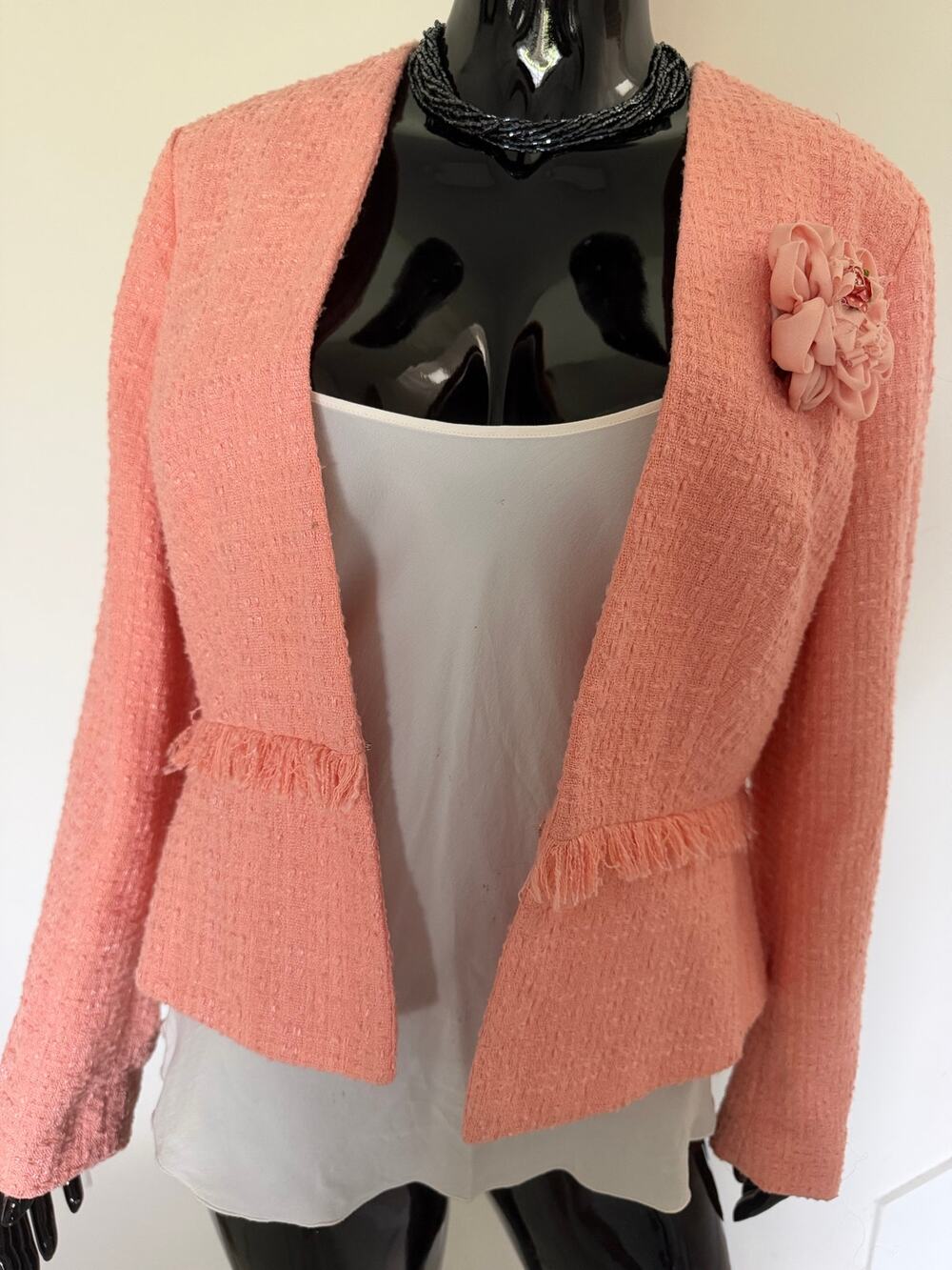Jaclyn Smith Collection L Coral Tweed Blazer Fringe Trim Flower Brooch Jacket